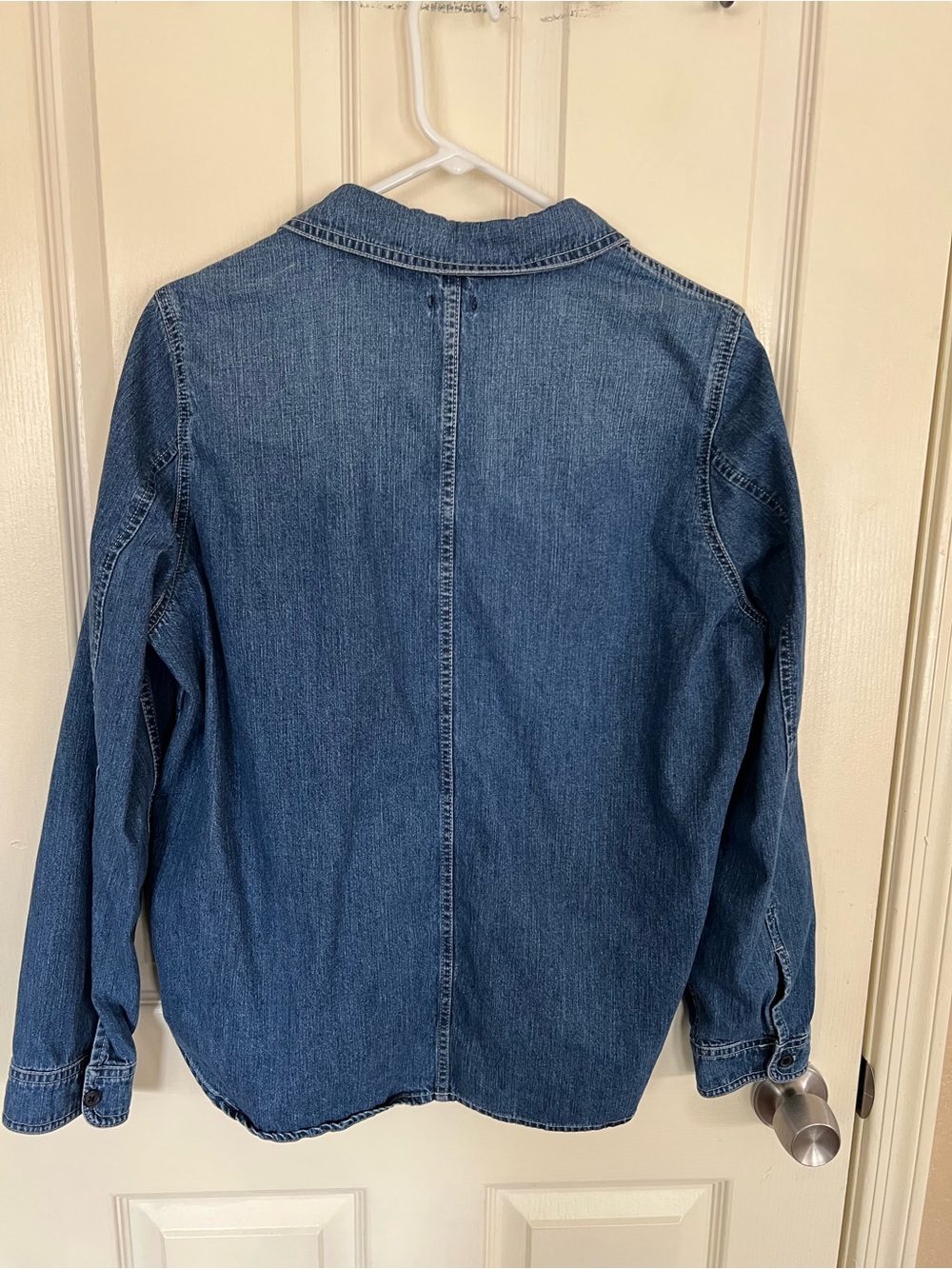 J.Crew Jeans Chambray Popover Shirt Medium 100% Cotton Denim Utility Top - Picture 12 of 14